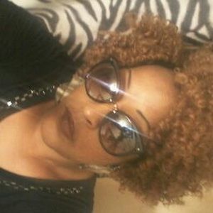 Meet your Posher, Sharonda
